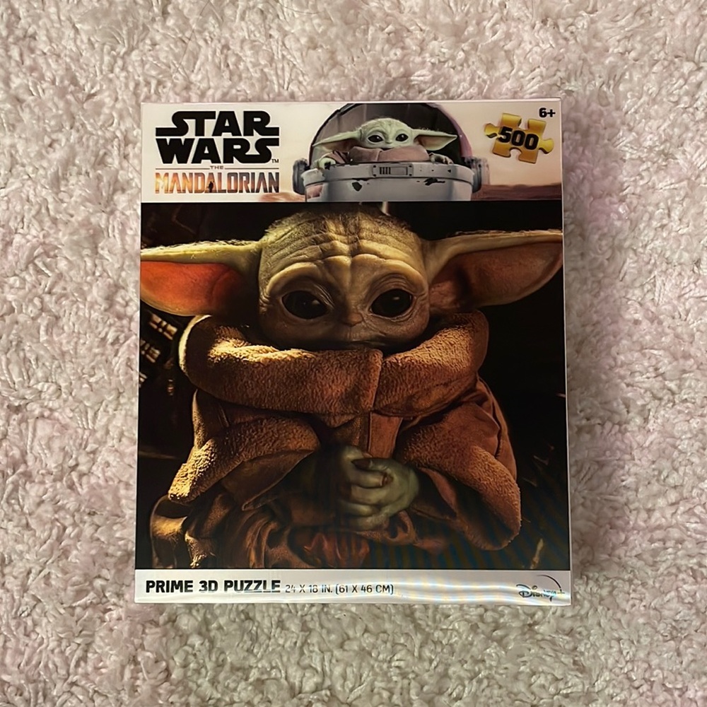 Disney+ Star Wars: The Mandalorian 500 Piece Prime 3D Baby Yoda Puzzle